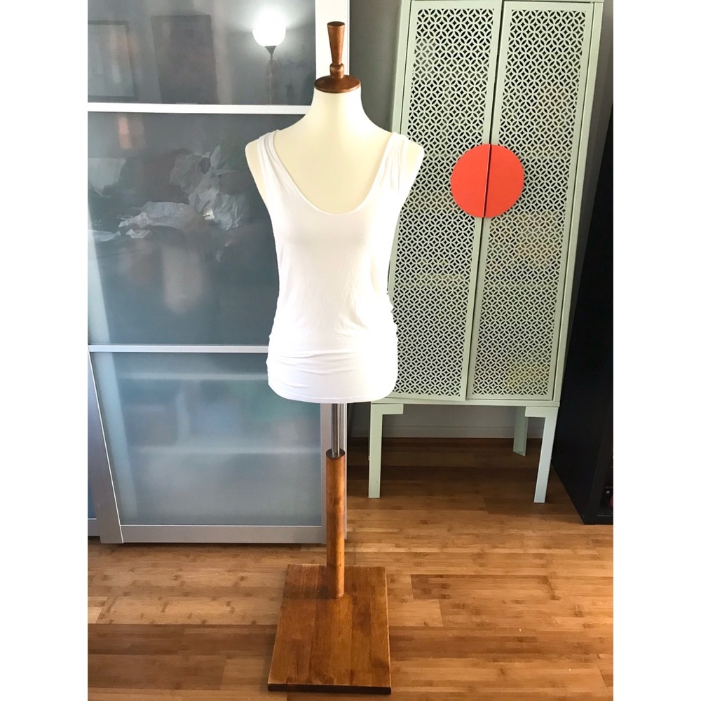Tobi White Muscle Tank